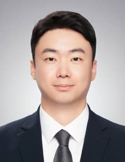 Portrait of Peter Kim