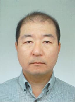 Portrait of SeongHan Shin